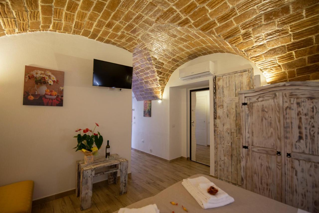 Bed and Breakfast L Antico Soffitto Tropea Exterior foto